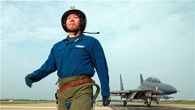 中國(guó)空軍王牌旅長(zhǎng)：我愛你中國(guó)