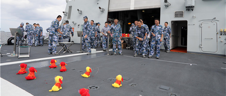 海上過(guò)除夕，看印度洋上的“花式過(guò)年”