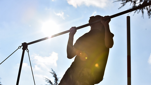 強軍路上，擔(dān)起我們的勝戰(zhàn)之責(zé)