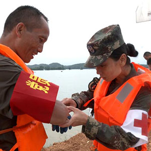 護(hù)士長(zhǎng)王慧慧：抗洪一線的鏗鏘玫瑰