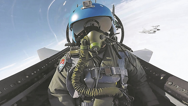 “?？招埴棥崩m(xù)寫英雄傳奇