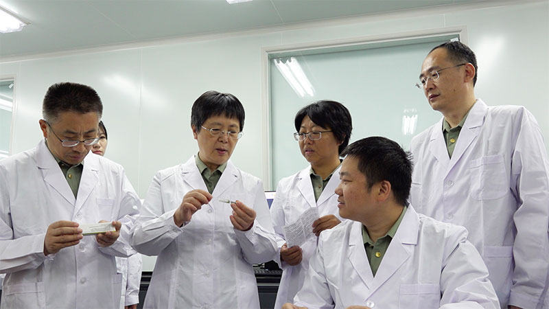 我們在戰(zhàn)位報(bào)告 英雄篇章｜陳薇