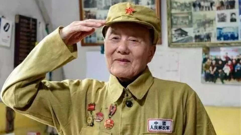 我們在戰(zhàn)位報(bào)告 英雄篇章｜張富清