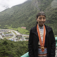 “高原最美格?；ā弊扛拢菏叺男l(wèi)士，國家的坐標