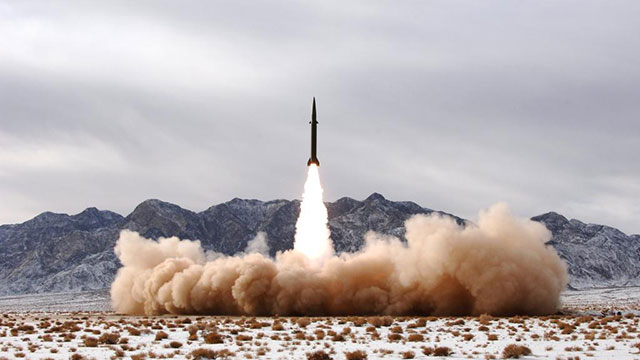 李克強(qiáng)在政府工作報告中談國防和軍隊建設(shè)