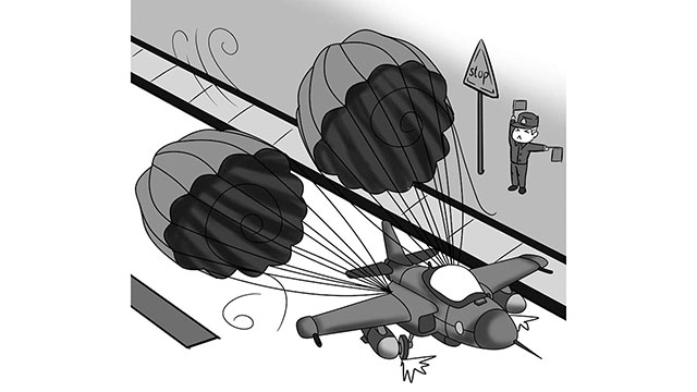 “拽”停戰(zhàn)機(jī)的減速傘，有著怎樣的發(fā)展歷程？