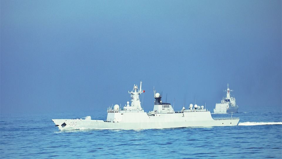 海軍某支隊組織海上訓練