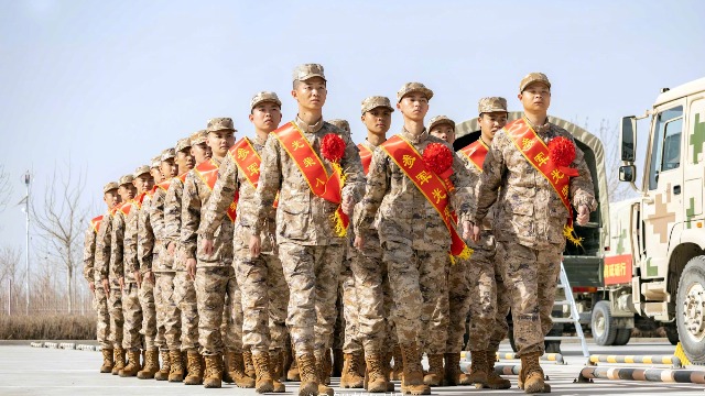 不一樣的青春！新兵奔赴祖國邊疆