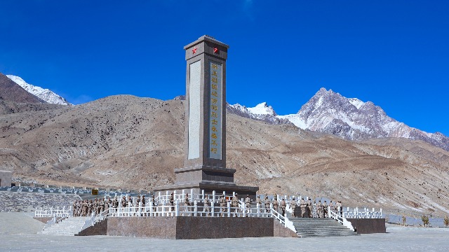 喀喇昆侖英雄，祖國永遠(yuǎn)不會忘記