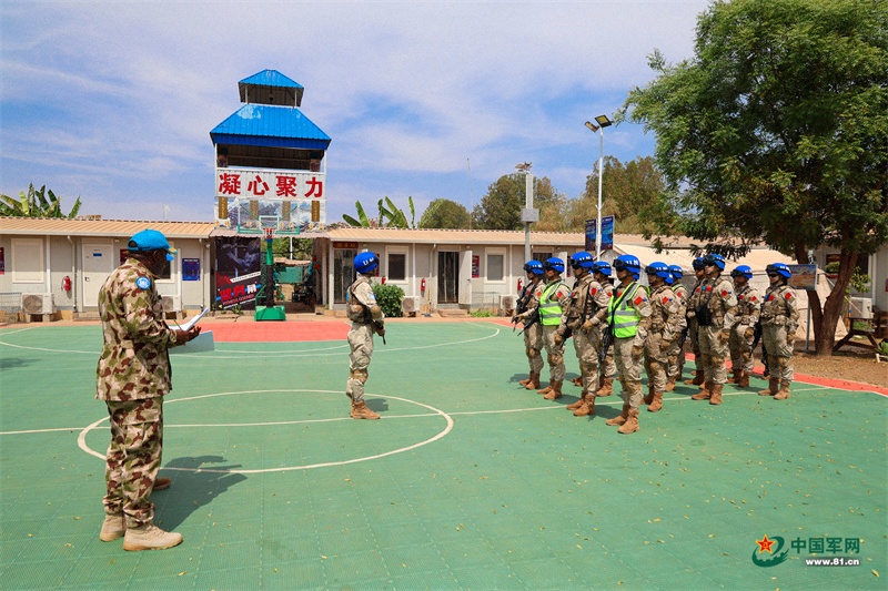 4.評估組觀看命令下達(dá) 韓瑞田攝