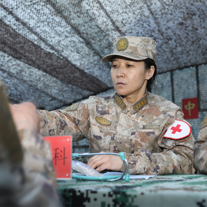 了不起的中國(guó)軍人丨張瑛：海拔5681米，那里有她最牽掛的人