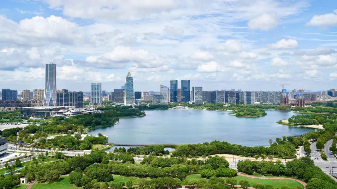 烏鎮(zhèn)峰會(huì)改變一座城，十年再造了一個(gè)桐鄉(xiāng)