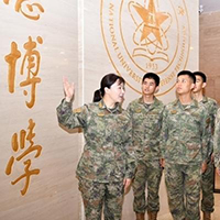 強(qiáng)軍“播火者”——記國防科技大學(xué)軍政基礎(chǔ)教育學(xué)院教授傅婉娟